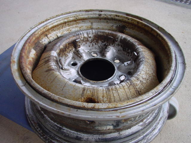 split rim tire